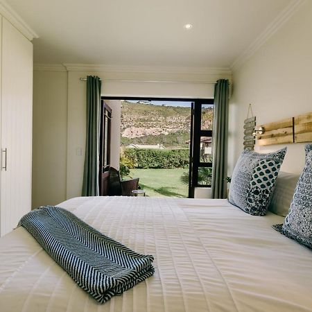 Appartamento Whale Rock Gardens 15 - Partial Inverter Plettenberg Bay Esterno foto