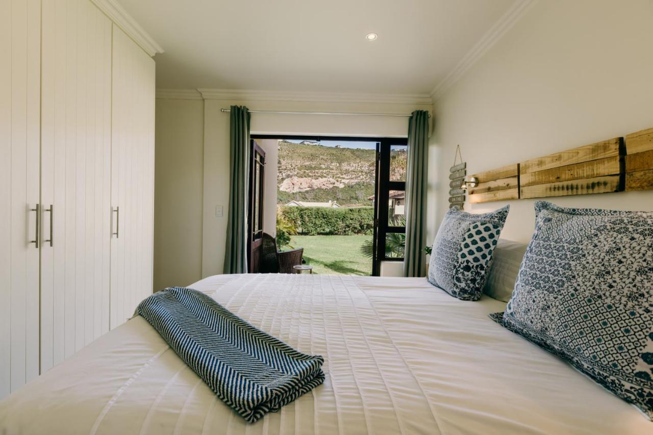 Appartamento Whale Rock Gardens 15 - Partial Inverter Plettenberg Bay Esterno foto
