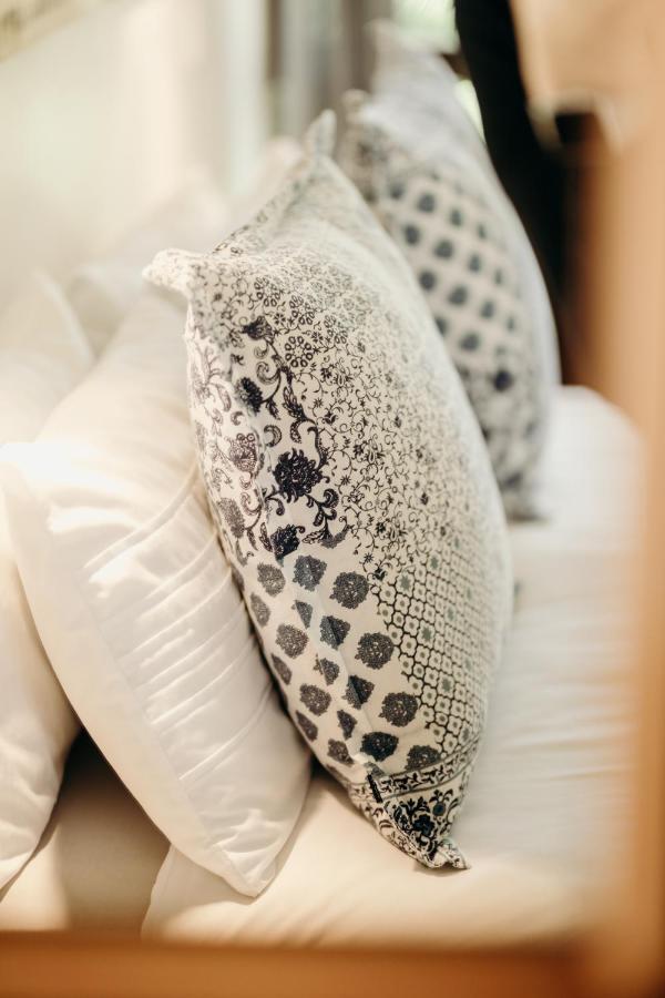 Appartamento Whale Rock Gardens 15 - Partial Inverter Plettenberg Bay Esterno foto